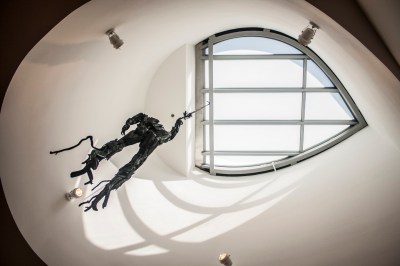 Ohr_OKeefe_Museum_Hanging_man_Web