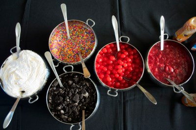 Social_Sundae_Toppings_Web