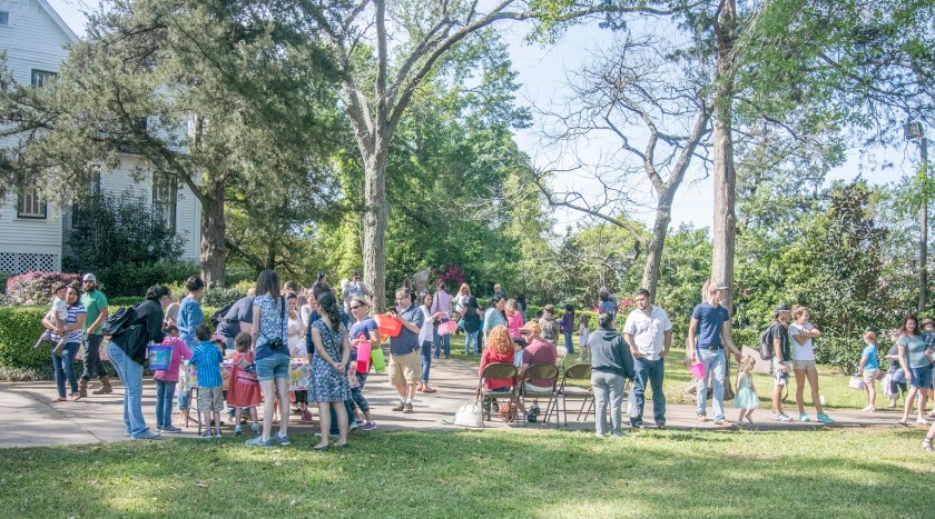 Easter_Egg_Crowd_Web