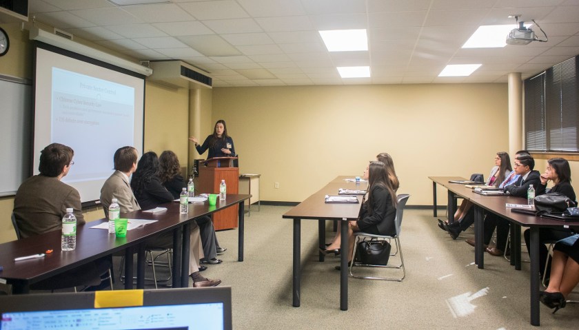 Presenting_Shannon_Abbott_Web