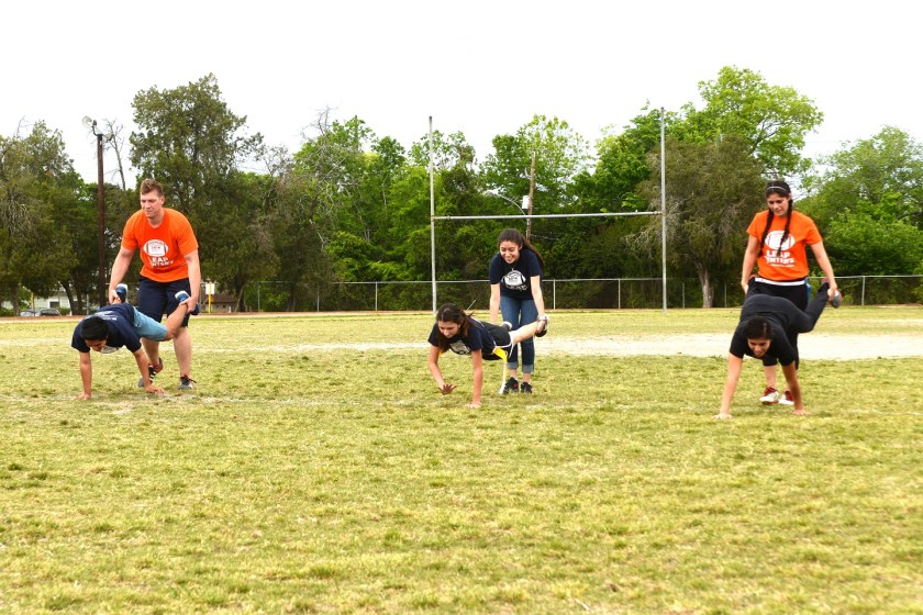 Wheelbarrow_Race_2_Web