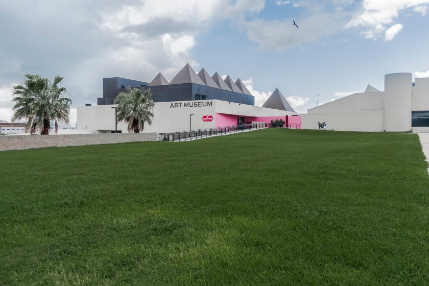 Art_Museum_Exterior_Web