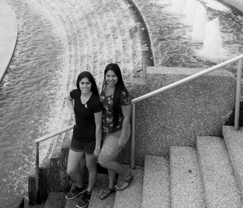 Art_Museum_Girls_6_Cropped_BW_Web