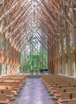 Garvin_Gardens_Chapel_2_Web