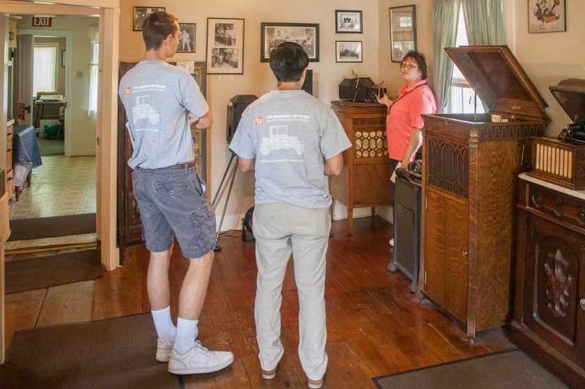 Edison_Phonograph_Web