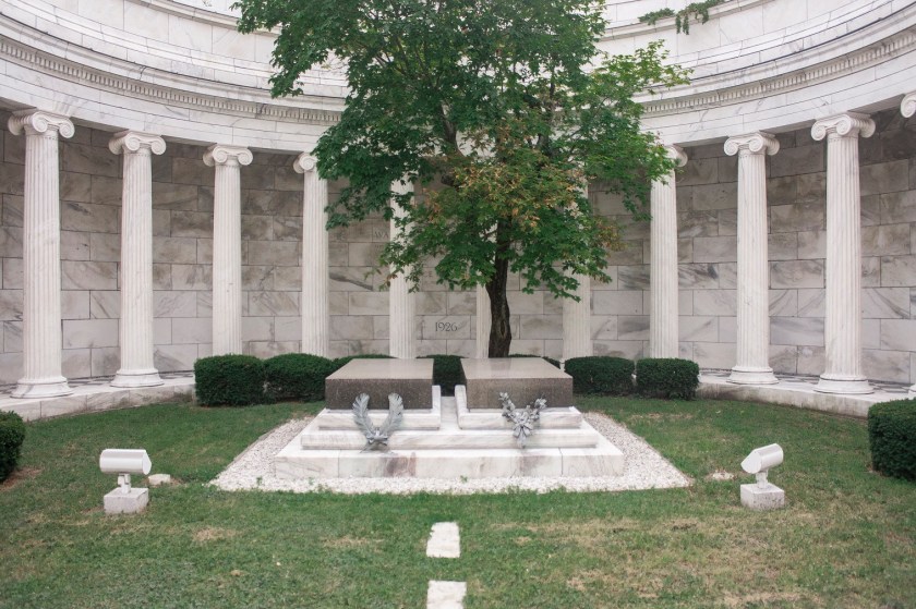 Harding_Tomb_Graves_Web