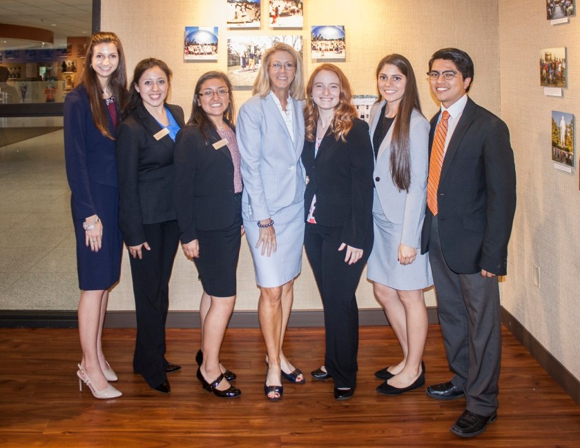 art_gallery_hoyt_ambassadors_web