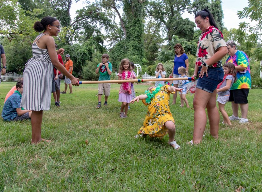SHSU, LEAP Center, LEAP Ambassadors, Wynne Home Arts Center, Hawaiian Luau