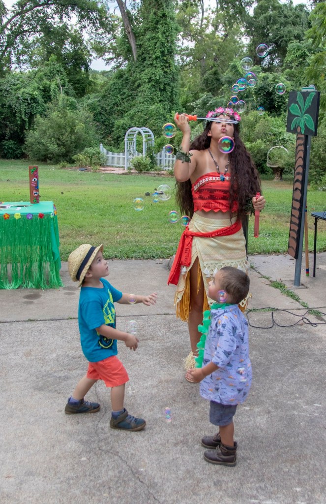 SHSU, LEAP Center, LEAP Ambassadors, Wynne Home Arts Center, Hawaiian Luau