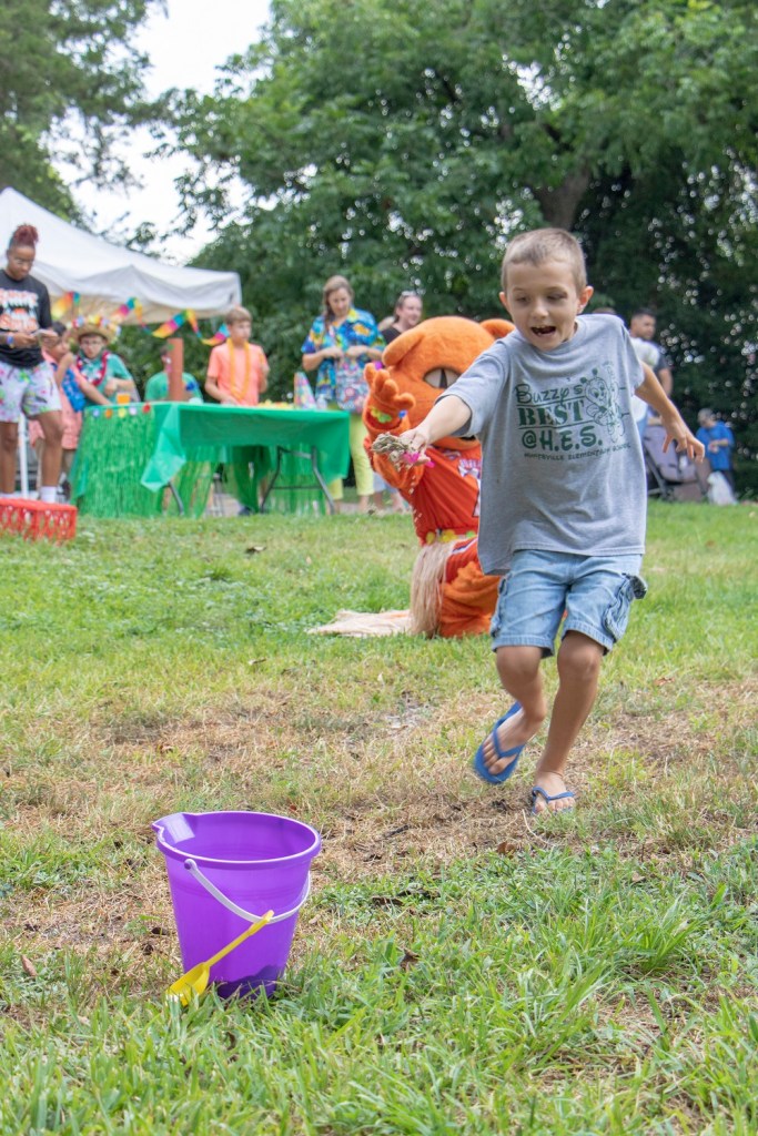 SHSU, LEAP Center, LEAP Ambassadors, Wynne Home Arts Center, Hawaiian Luau